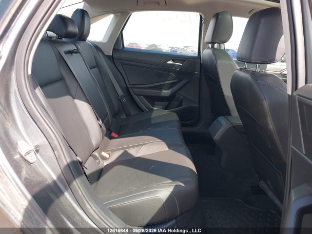 3VWW57BU3KM070528 Volkswagen Jetta 1.4 Tsi Highline