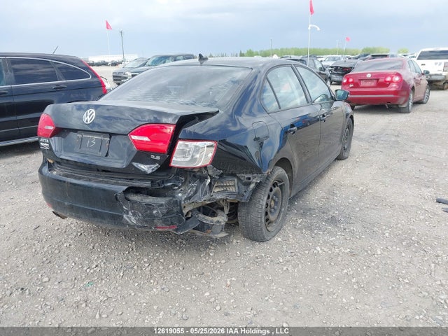 2012 Volkswagen Jetta 2.5l Comfortline/2.5l Sportline მანქანა იყიდება აუქციონზე, vin: 3VWBX7AJ0CM313794, აუქციონის ნომერი: 12619055