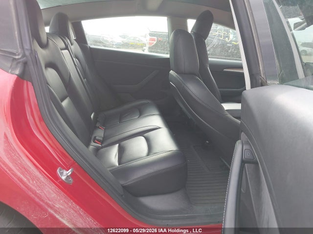 5YJ3E1EA9NF258211 Tesla MODEL 3