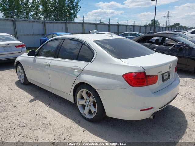 WBA3C3C5XEK200065 BMW 320i Xdrive