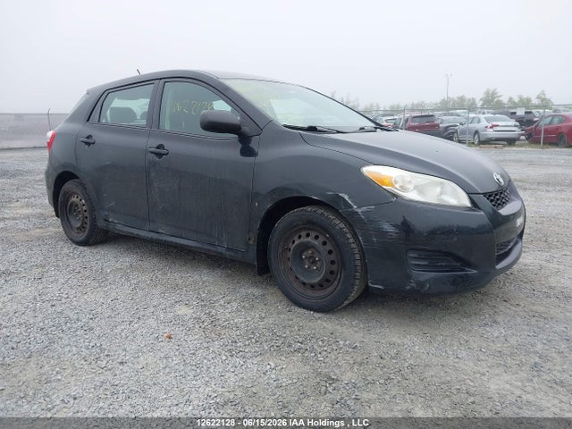12622128 :رقم المزاد ، 2T1KU4EE5BC619615 vin ، 2011 Toyota Matrix مزاد بيع