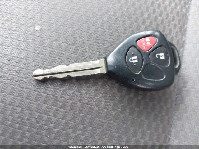 12622128 :رقم المزاد ، 2T1KU4EE5BC619615 vin ، 2011 Toyota Matrix مزاد بيع