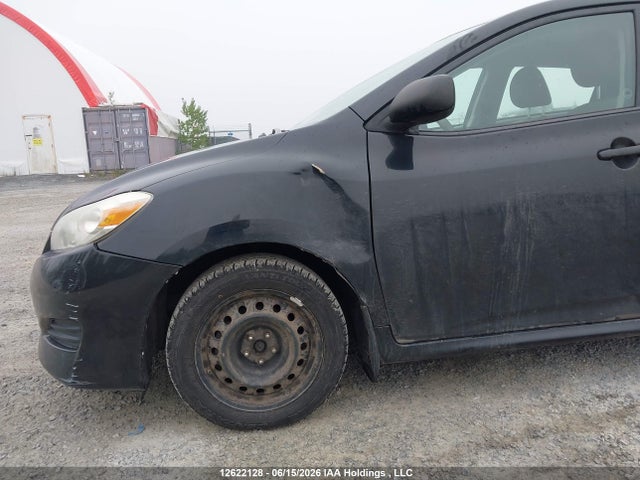 12622128 :رقم المزاد ، 2T1KU4EE5BC619615 vin ، 2011 Toyota Matrix مزاد بيع