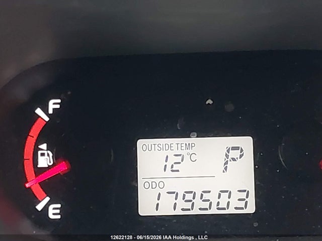 12622128 :رقم المزاد ، 2T1KU4EE5BC619615 vin ، 2011 Toyota Matrix مزاد بيع