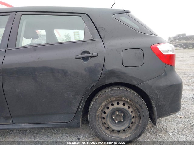 12622128 :رقم المزاد ، 2T1KU4EE5BC619615 vin ، 2011 Toyota Matrix مزاد بيع