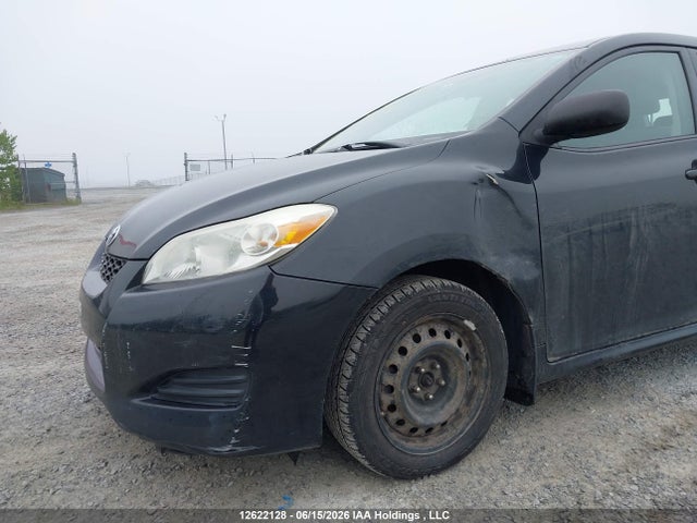 12622128 :رقم المزاد ، 2T1KU4EE5BC619615 vin ، 2011 Toyota Matrix مزاد بيع