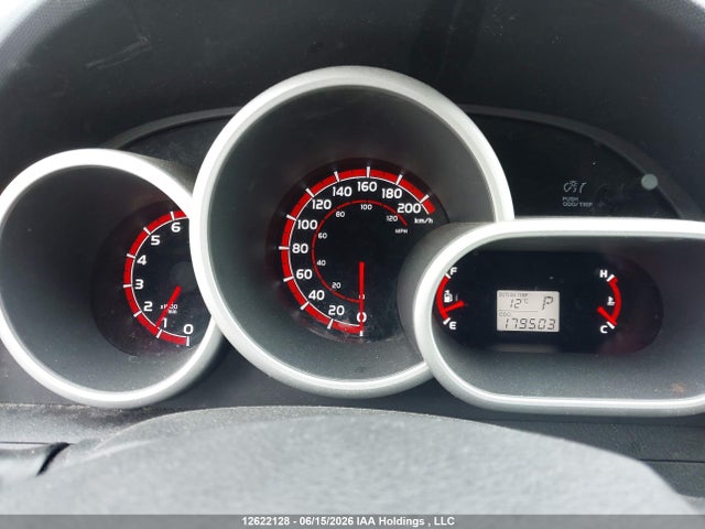 12622128 :رقم المزاد ، 2T1KU4EE5BC619615 vin ، 2011 Toyota Matrix مزاد بيع
