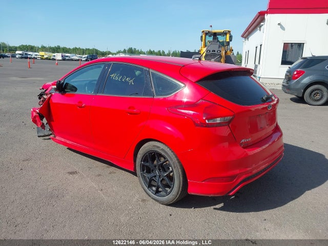 12622146 :رقم المزاد ، 1FADP3K29HL330006 vin ، 2017 Ford Focus Se مزاد بيع