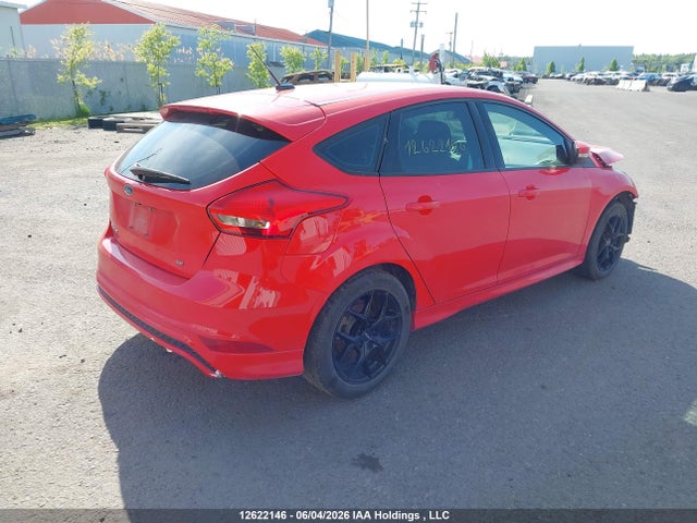 12622146 :رقم المزاد ، 1FADP3K29HL330006 vin ، 2017 Ford Focus Se مزاد بيع