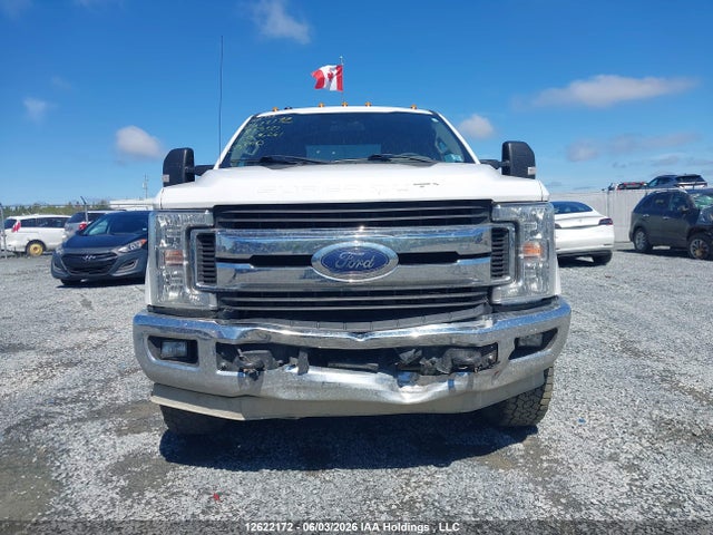 Продажа на аукционе авто 2018 Ford F-350 Xlt, vin: 1FT8X3BT7JEB86261, номер лота: 12622172