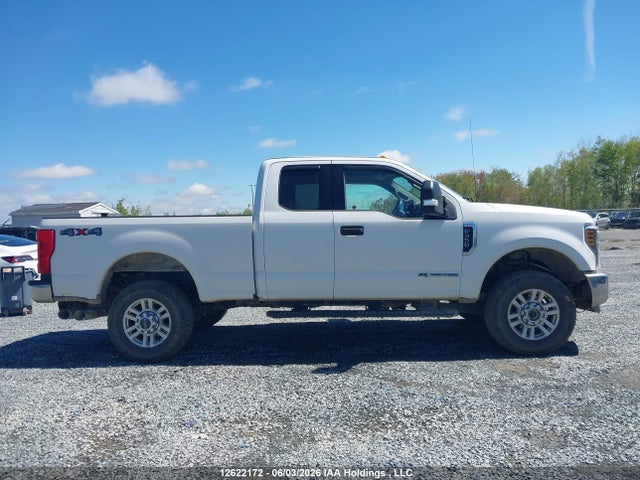 Продажа на аукционе авто 2018 Ford F-350 Xlt, vin: 1FT8X3BT7JEB86261, номер лота: 12622172
