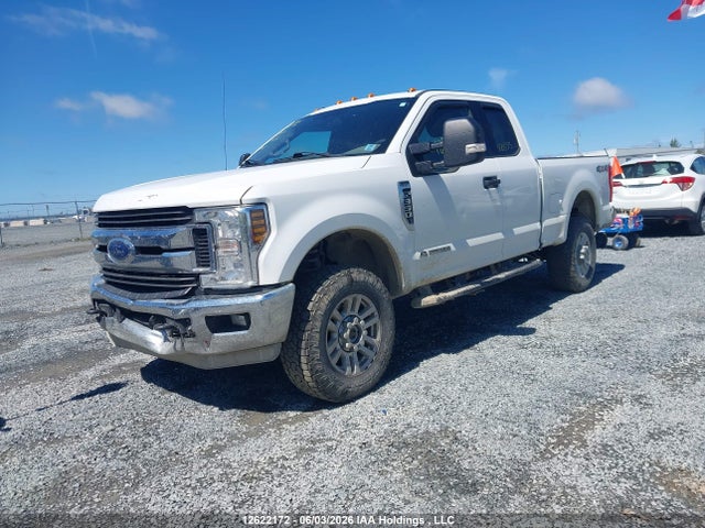 Продажа на аукционе авто 2018 Ford F-350 Xlt, vin: 1FT8X3BT7JEB86261, номер лота: 12622172