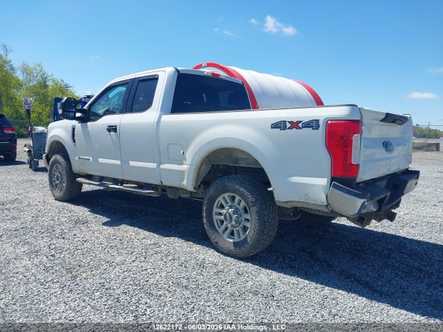Продажа на аукционе авто 2018 Ford F-350 Xlt, vin: 1FT8X3BT7JEB86261, номер лота: 12622172