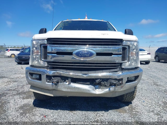 Продажа на аукционе авто 2018 Ford F-350 Xlt, vin: 1FT8X3BT7JEB86261, номер лота: 12622172