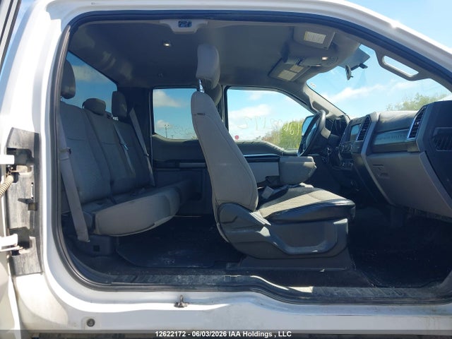 Продажа на аукционе авто 2018 Ford F-350 Xlt, vin: 1FT8X3BT7JEB86261, номер лота: 12622172