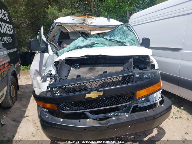 Chevrolet Express 2500 Work Van 2024 1GCWGAFP0R1281871 Image 6