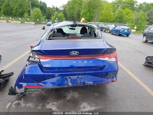 KMHLM4AG1NU285971 Hyundai Elantra Preferred Ivt