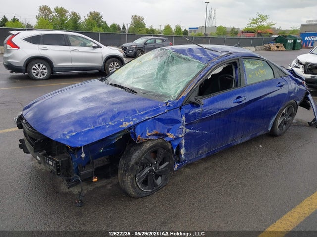 KMHLM4AG1NU285971 Hyundai Elantra Preferred Ivt