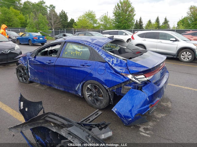 KMHLM4AG1NU285971 Hyundai Elantra Preferred Ivt