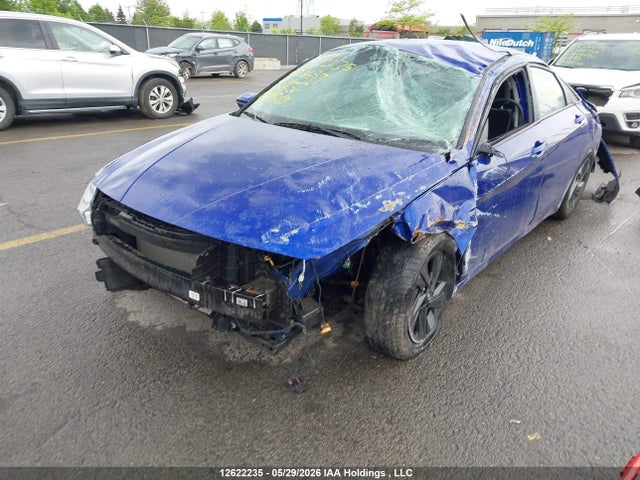 KMHLM4AG1NU285971 Hyundai Elantra Preferred Ivt