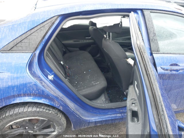 KMHLM4AG1NU285971 Hyundai Elantra Preferred Ivt