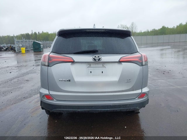 Toyota RAV4 LE 2016 2T3BFREV8GW497921 Image 17