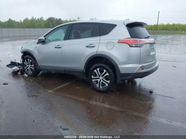 Toyota RAV4 LE 2016 2T3BFREV8GW497921 Image 3