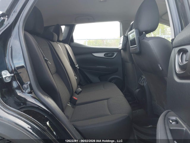 Продажа на аукционе авто 2017 Nissan Rogue Sport S/sv/sl, vin: JN1BJ1CP7HW004076, номер лота: 12622291