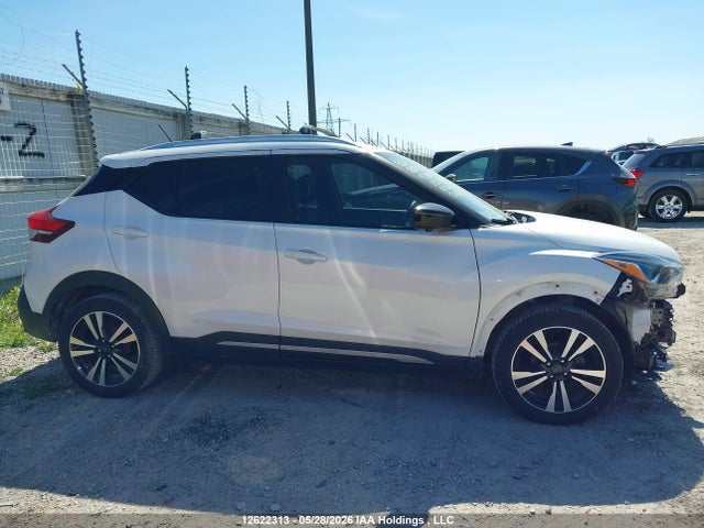 12622313 :رقم المزاد ، 3N1CP5CU6KL527103 vin ، 2019 Nissan Kicks S/sr/sv مزاد بيع