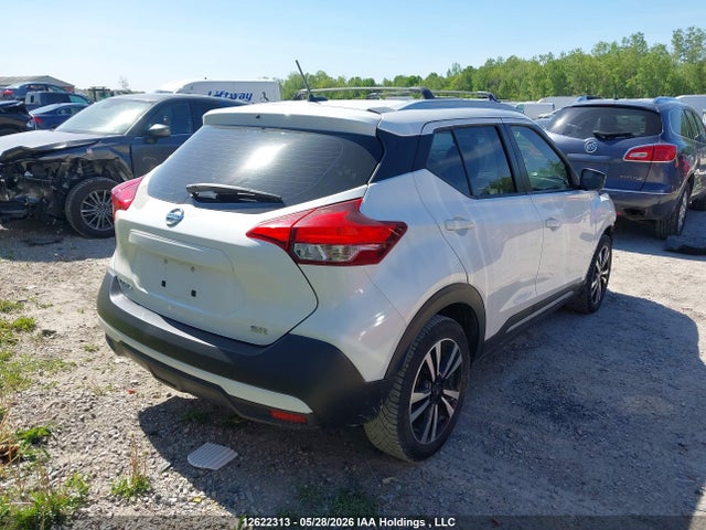 12622313 :رقم المزاد ، 3N1CP5CU6KL527103 vin ، 2019 Nissan Kicks S/sr/sv مزاد بيع
