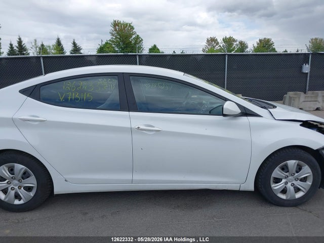 Продаж на аукціоні авто 2016 Hyundai Elantra L+, vin: 5NPDH4AE7GH713115, номер лоту: 12622332