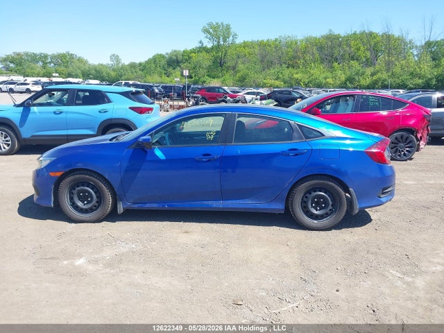 Продаж на аукціоні авто 2018 Honda Civic Lx, vin: 2HGFC2F5XJH035532, номер лоту: 12622349