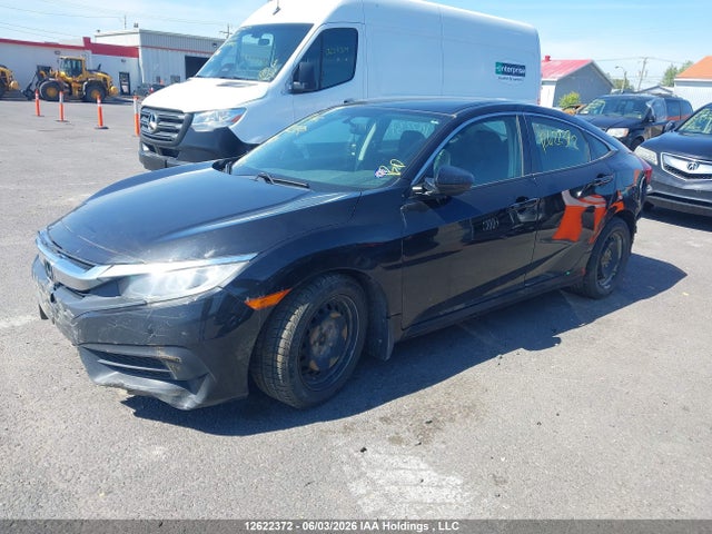 Продажа на аукционе авто 2018 Honda Civic Lx, vin: 2HGFC2F51JH014651, номер лота: 12622372