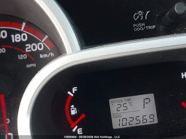12608484 :رقم المزاد ، 2T1KU4EE0DC057612 vin ، 2013 Toyota Matrix Wagon مزاد بيع