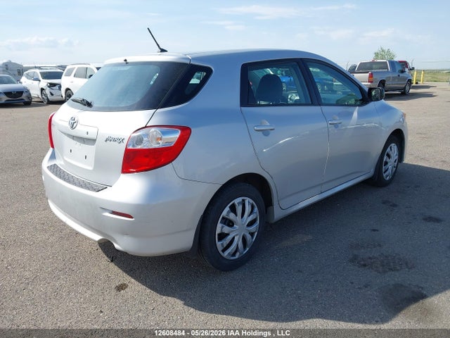 12608484 :رقم المزاد ، 2T1KU4EE0DC057612 vin ، 2013 Toyota Matrix Wagon مزاد بيع