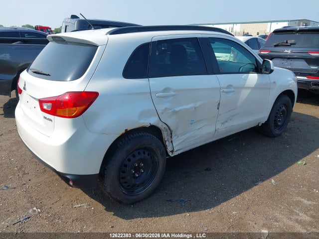 2015 Mitsubishi Rvr Gt მანქანა იყიდება აუქციონზე, vin: 4A4AJ4AU1FE604705, აუქციონის ნომერი: 12622383