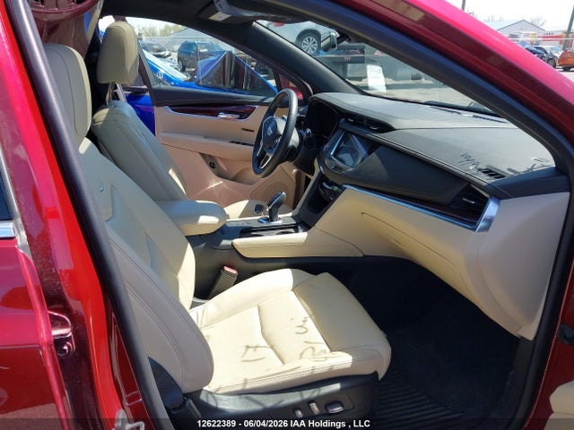 1GYKNDRS3HZ154581 Cadillac XT5 LUXURY