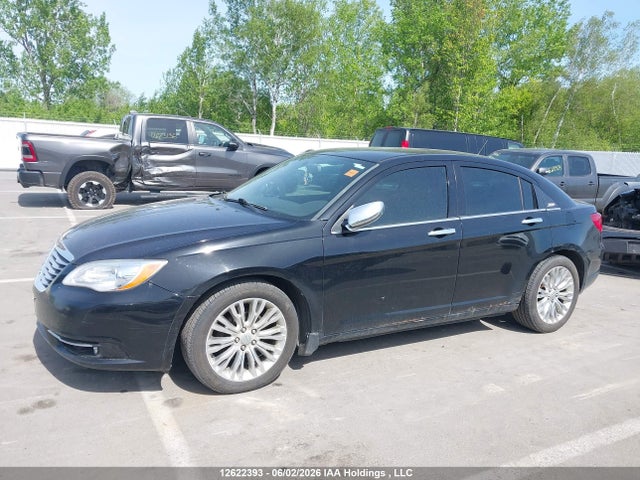 2013 Chrysler 200 მანქანა იყიდება აუქციონზე, vin: 1C3CCBCG2DN673524, აუქციონის ნომერი: 12622393