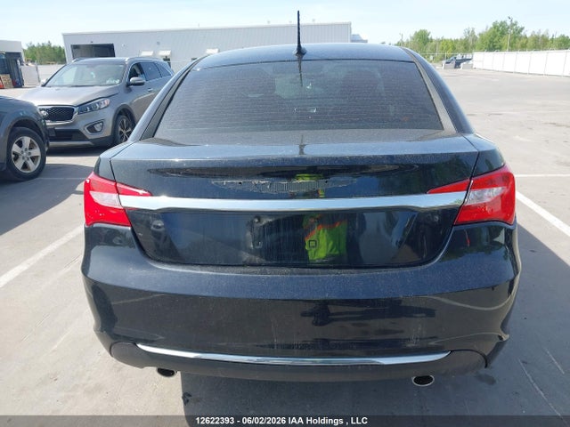 2013 Chrysler 200 მანქანა იყიდება აუქციონზე, vin: 1C3CCBCG2DN673524, აუქციონის ნომერი: 12622393