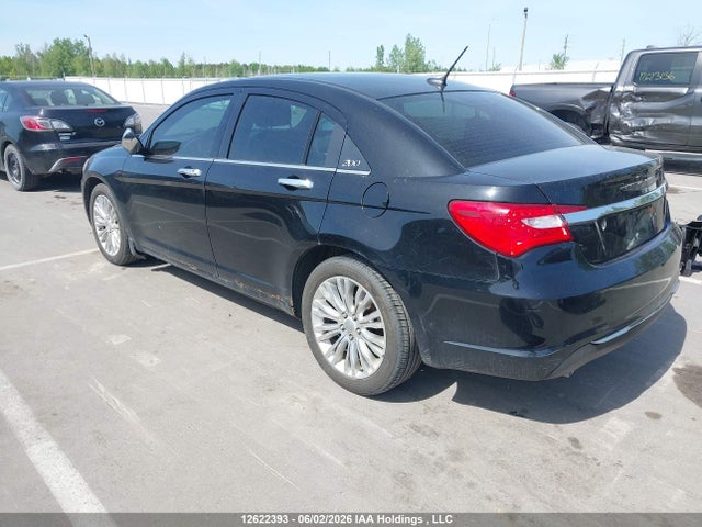 2013 Chrysler 200 მანქანა იყიდება აუქციონზე, vin: 1C3CCBCG2DN673524, აუქციონის ნომერი: 12622393