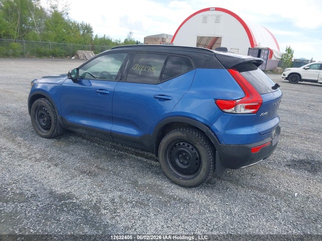 12622405 :رقم المزاد ، YV4162UM6L2255804 vin ، 2020 Volvo Xc40 T5 R-design مزاد بيع