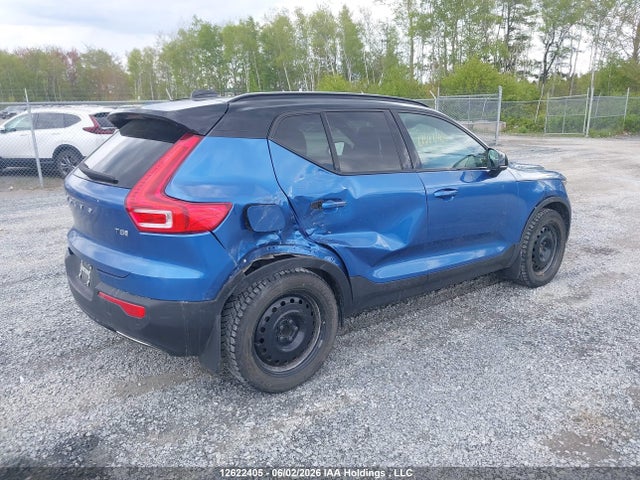 12622405 :رقم المزاد ، YV4162UM6L2255804 vin ، 2020 Volvo Xc40 T5 R-design مزاد بيع