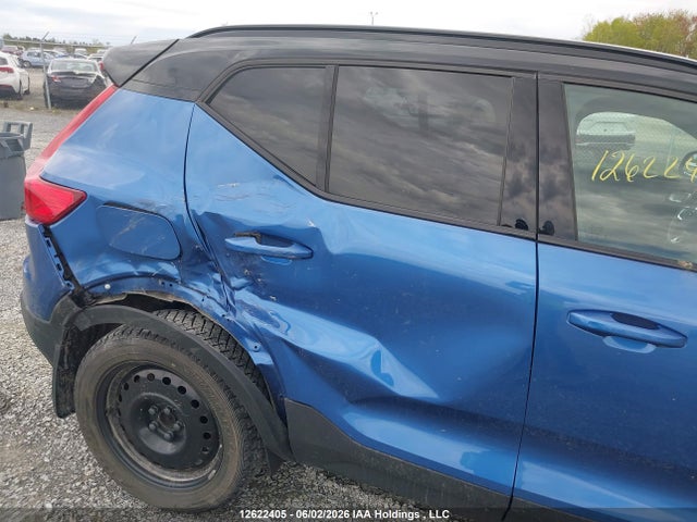 12622405 :رقم المزاد ، YV4162UM6L2255804 vin ، 2020 Volvo Xc40 T5 R-design مزاد بيع