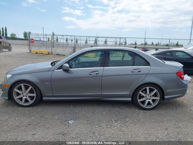 Продажа на аукционе авто 2012 Mercedes-benz C 350 4matic, vin: WDDGF8JB8CA623608, номер лота: 12622440