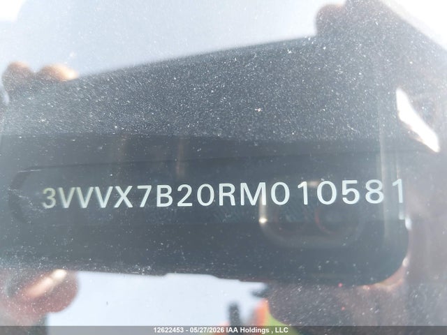 3VVVX7B20RM010581 Volkswagen TAOS SE