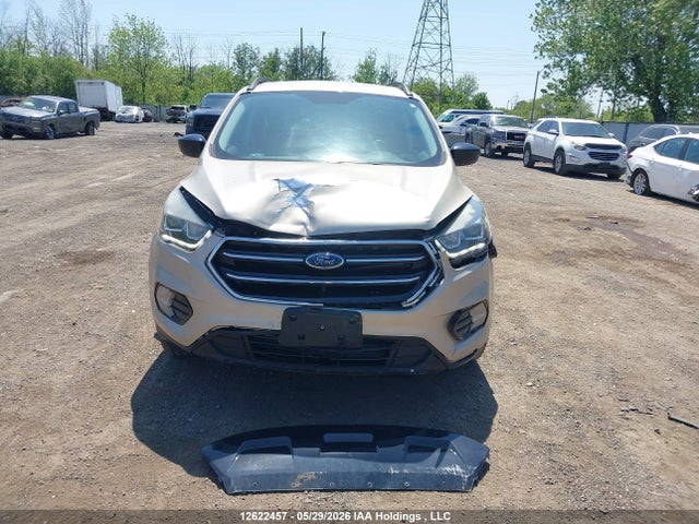 12622457 :رقم المزاد ، 1FMCU9G9XHUE78372 vin ، 2017 Ford Escape Se مزاد بيع