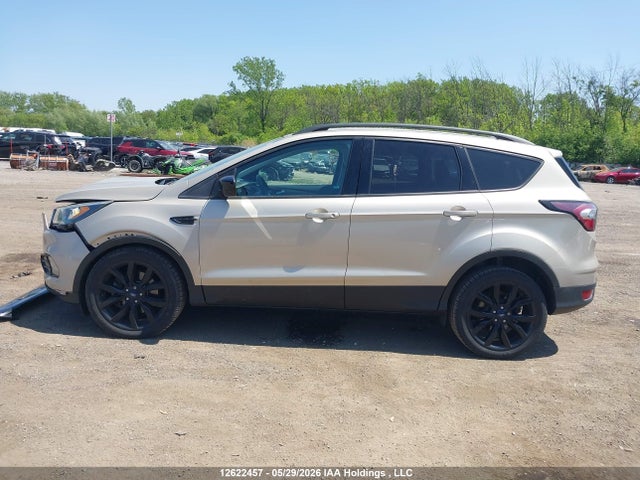 12622457 :رقم المزاد ، 1FMCU9G9XHUE78372 vin ، 2017 Ford Escape Se مزاد بيع