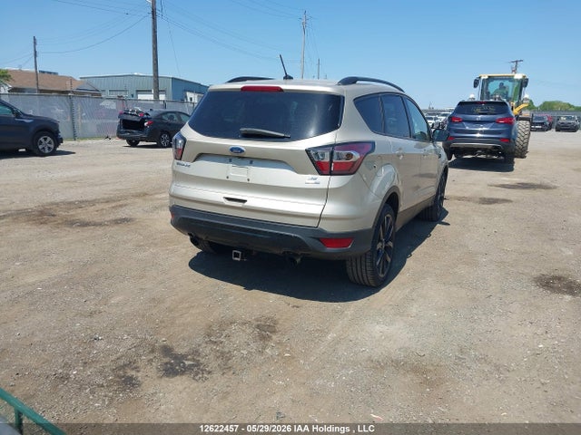 12622457 :رقم المزاد ، 1FMCU9G9XHUE78372 vin ، 2017 Ford Escape Se مزاد بيع