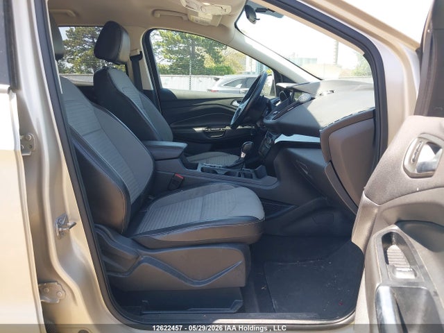 12622457 :رقم المزاد ، 1FMCU9G9XHUE78372 vin ، 2017 Ford Escape Se مزاد بيع