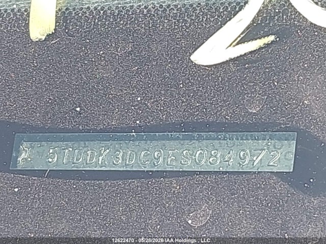 12622470 :رقم المزاد ، 5TDDK3DC9ES084972 vin ، 2014 Toyota Sienna Xle/limited مزاد بيع